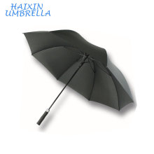 Paraguas promocional del golf de la publicidad de encargo a prueba de viento del fabricante chino largo irrompible con la manija de la espuma
